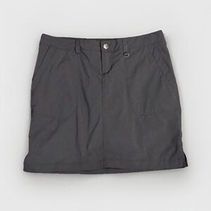 REI Co-op Dark Charcoal Gray Skirt Built-In Shorts Size 4 Excellent Condition